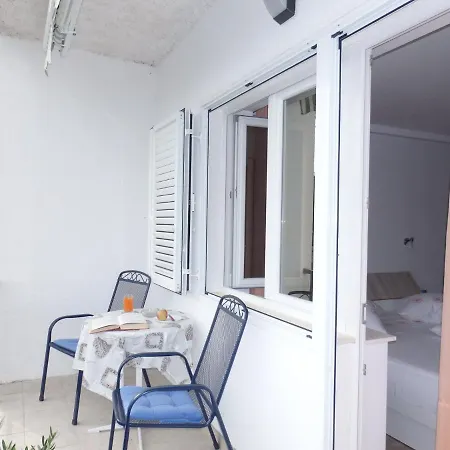 Apartment Stipan Brela